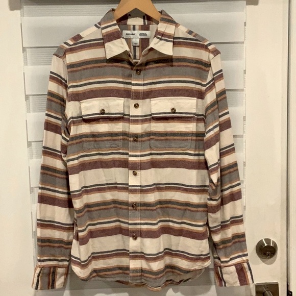 Men's Striped Button-Up flannel Shirt size medium. Old Navy. - Picture 1 of 9